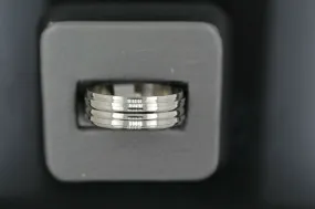 18k Solid Gold Elegant Ladies Modern Shiny Finish Band Ring R9407m
